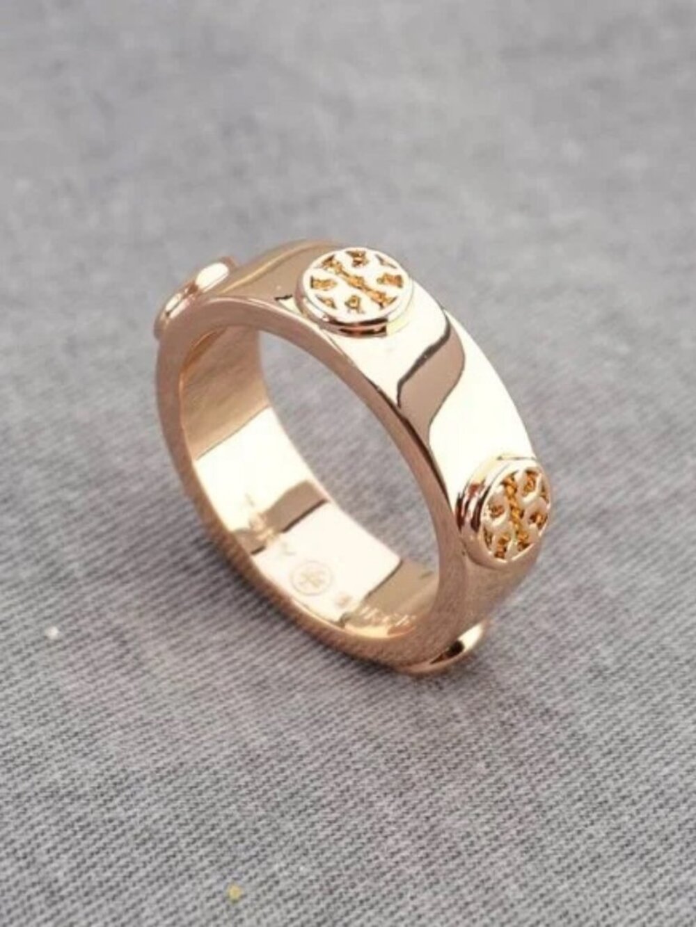 Tory Burch Miller Studded Logo Ring in Rose Gold (Brand New with Dust Bag)
